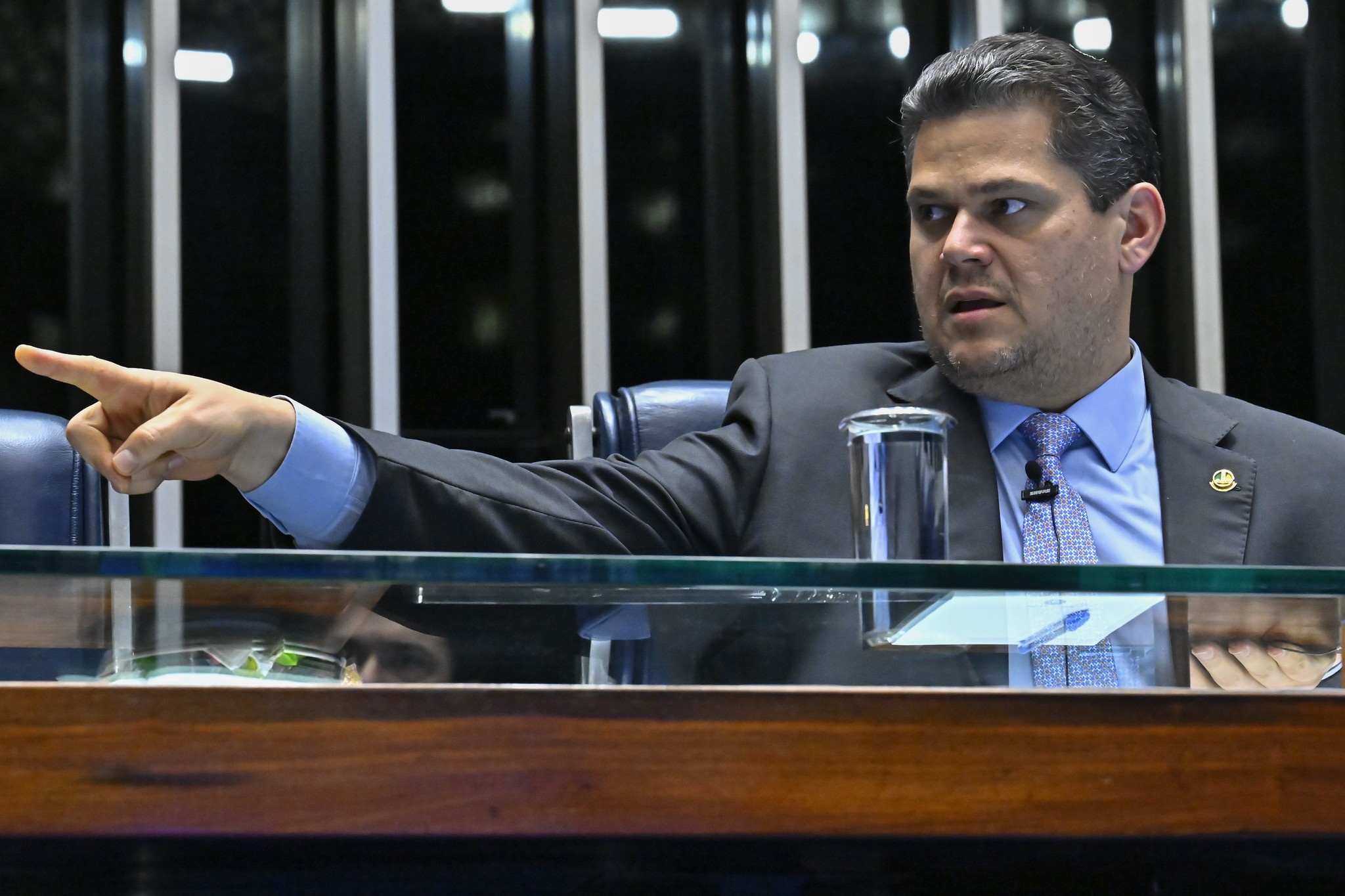 Alcolumbre evita palpitar placar da 6x1: 'Última vez deu problema'