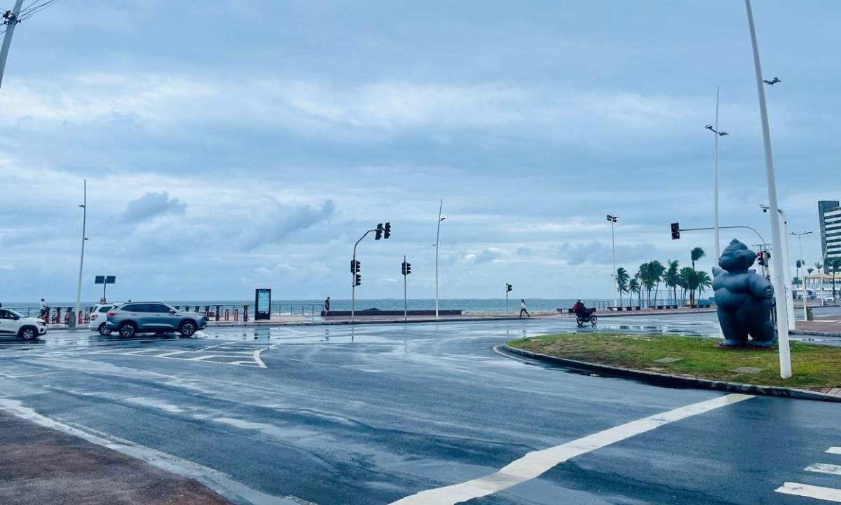 Salvador Sob Chuva: A Complexa Trama por Trás da Previsão Meteorológica e Seus Efeitos Regionais