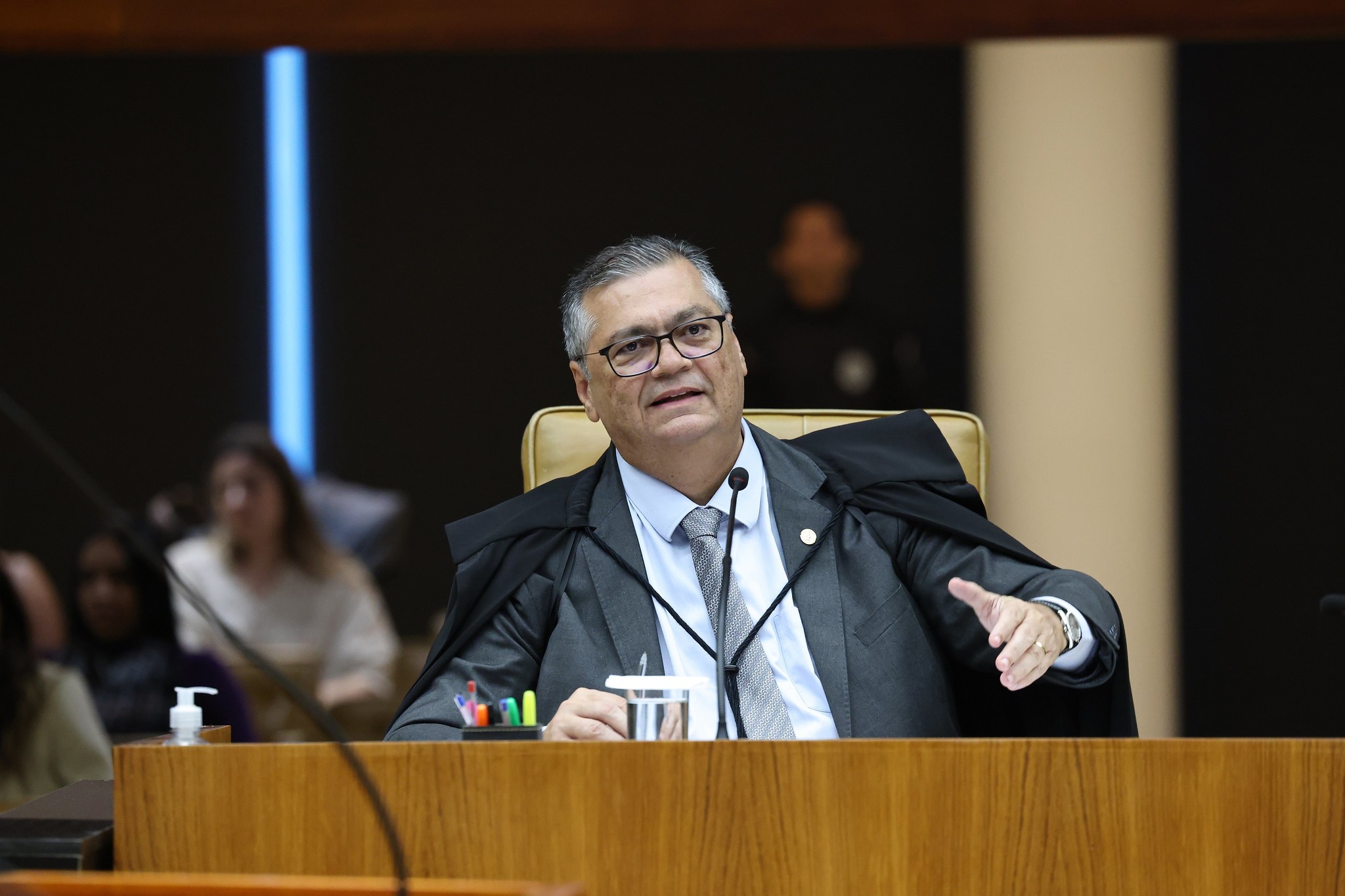 Flávio Dino manda PF investigar ataques a imagens religiosas