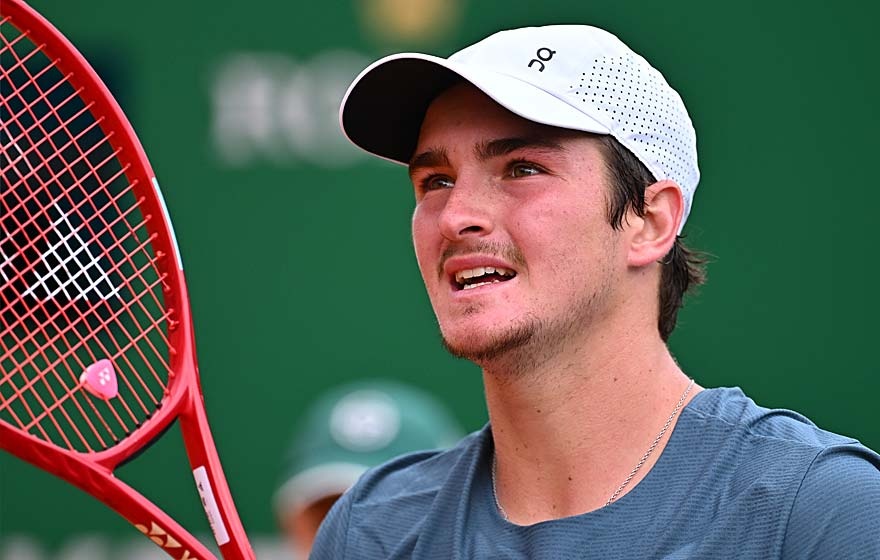 O Desafio de João Fonseca em Monte Carlo: Análise de uma Batalha Crucial no Saibro Europeu