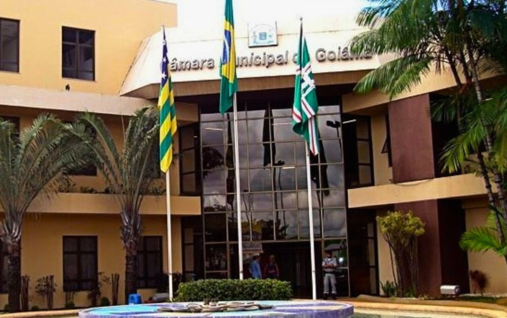 Integridade Pública em Xeque: Funcionário de Banca Organizadora Lidera Concurso da Câmara de Goiânia e Atrai Investigação do MP