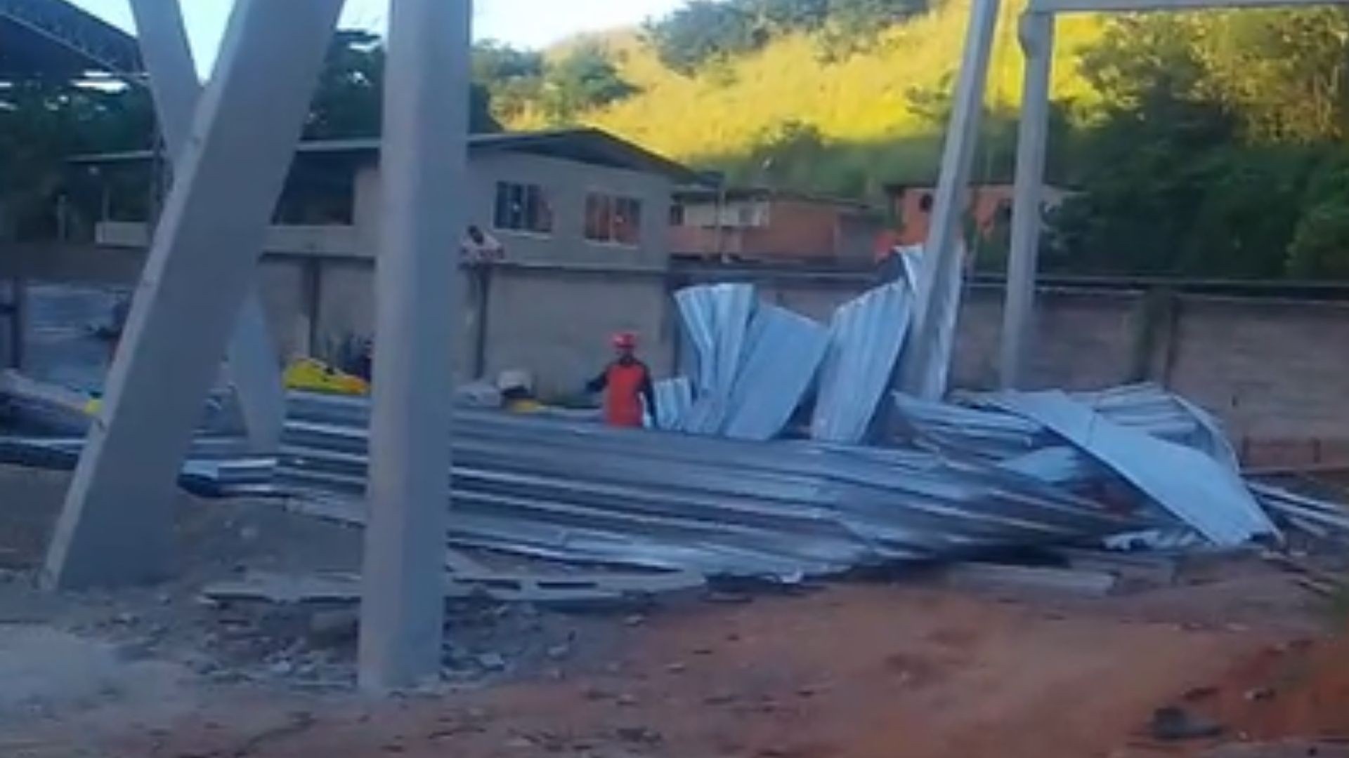 Colapso Estrutural em Cachoeiro de Itapemirim Expõe Fragilidades Críticas na Segurança do Trabalho