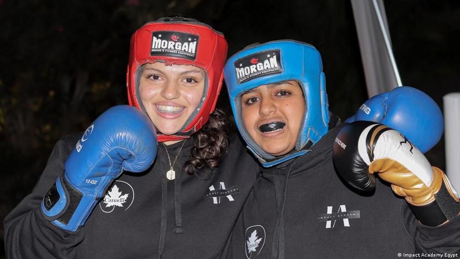 Boxe Feminino no Egito: A Força da Performance para Redefinir Vidas e o Cenário Esportivo