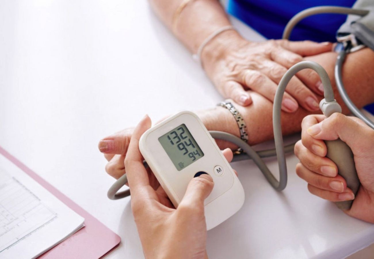 Tocantins Busca Médicos Temporários: Análise do Modelo e Desafios para a Saúde Pública