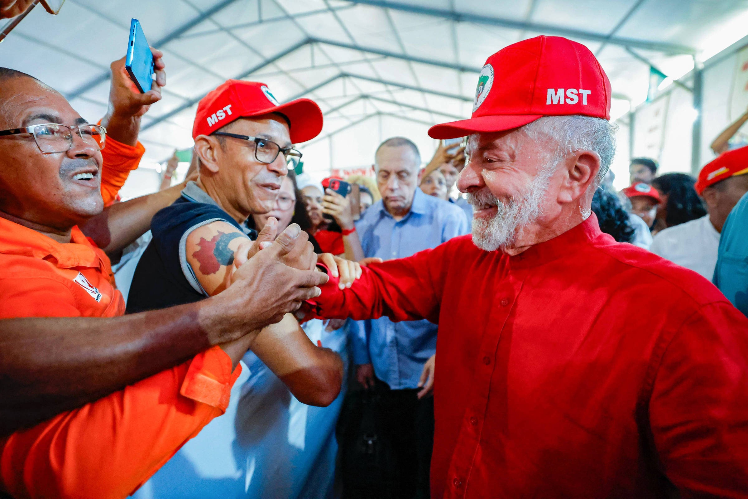 Reforma Agrária no Brasil: Governo Lula e a Retomada da Política de Acesso à Terra