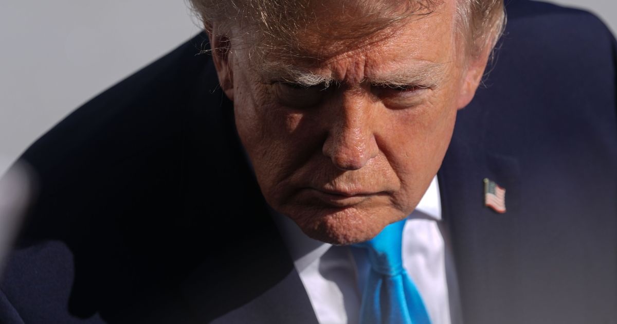 Trump e administração Evitam Expressar Críticas Públicas aos ataques russos na Ucrânia