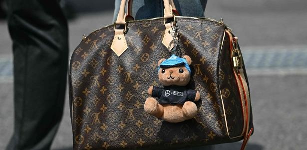 Tensões Geopolíticas e o Efeito Cascata: Por Que a Queda da LVMH Sinaliza Mais do que uma Retração no Luxo