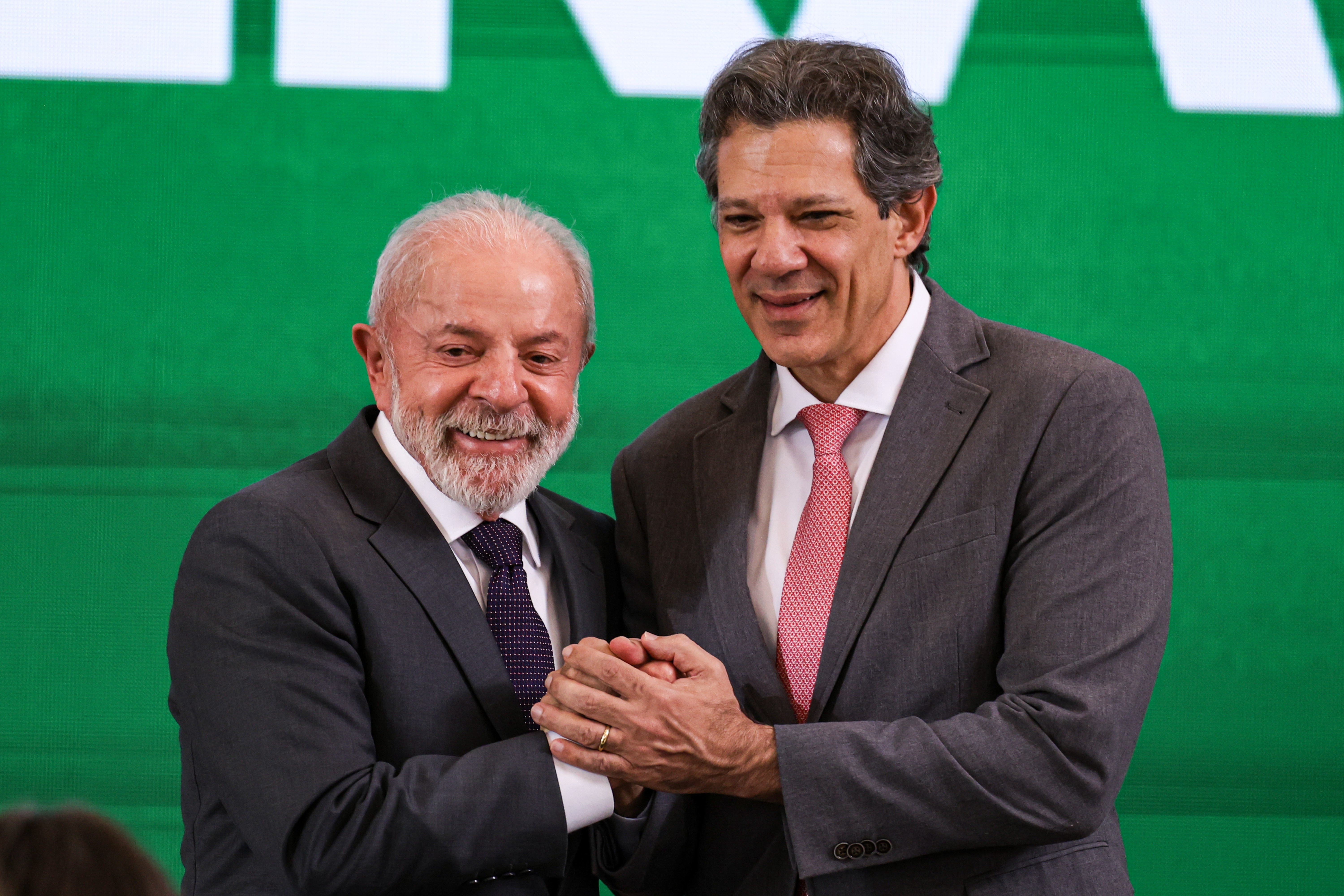 A Saída de Fernando Haddad e o Legado Econômico: Desafios Fiscais e o Futuro do Bolso Brasileiro
