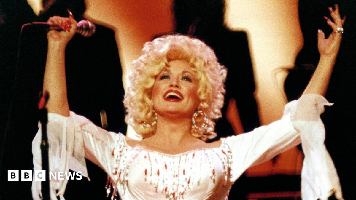Dolly Parton: O Legado Além da Música e o Impacto Global de Sua Luta por Autonomia e Empoderamento