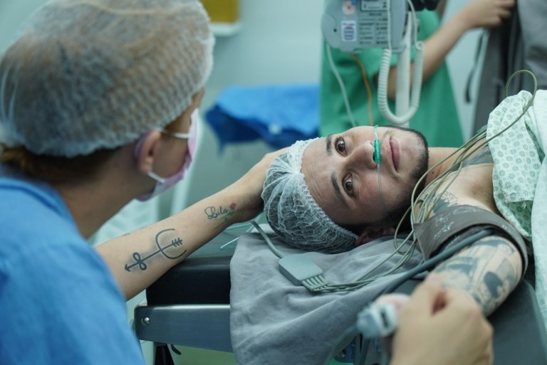 Acolhimento Trans na Saúde Paraibana: O Nascimento de Iara e o Desafio da Inclusão