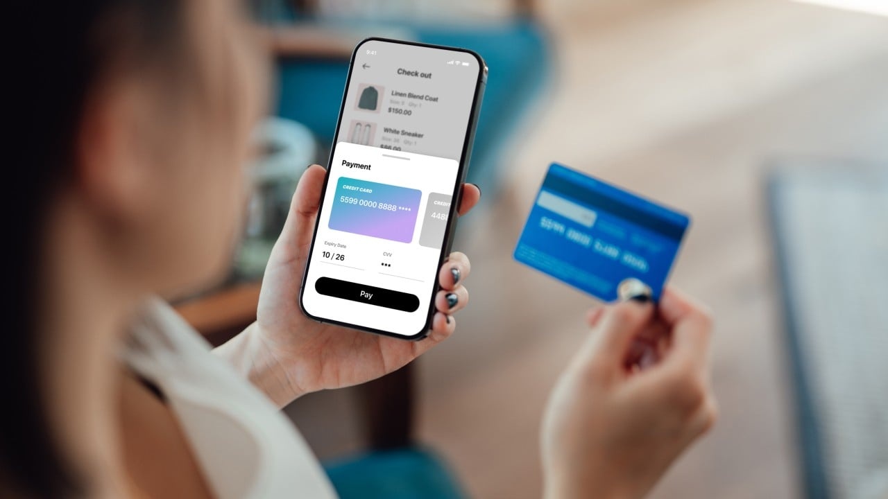 Golpe do Reembolso: Uma Perda de HK$2.5 Milhões Expõe a Sofisticação da Fraude Digital Global