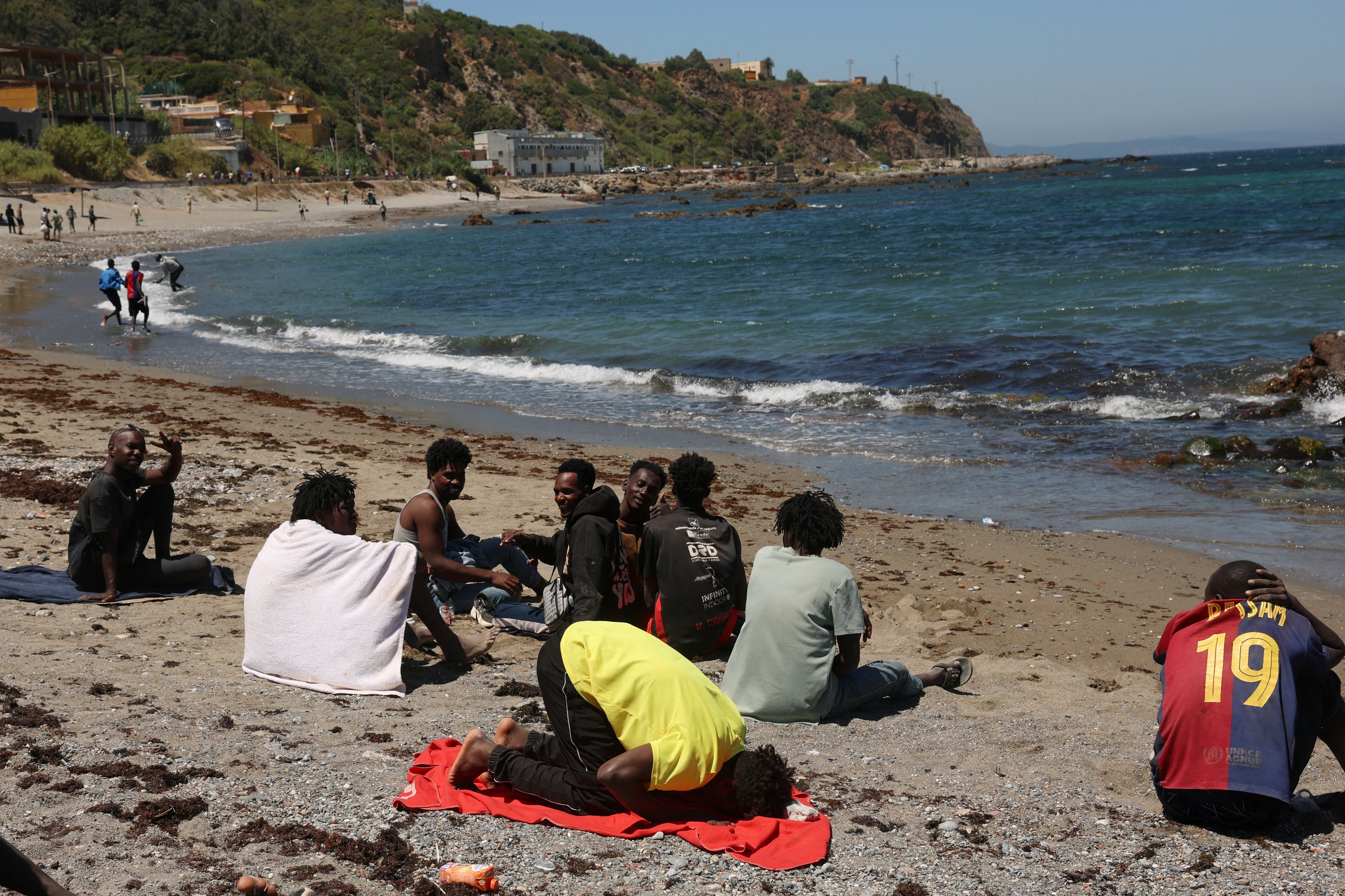 Crise Migratória em Ceuta: O Epícentro de Tensões Geopolíticas e um Desafio Humanitário Crescente