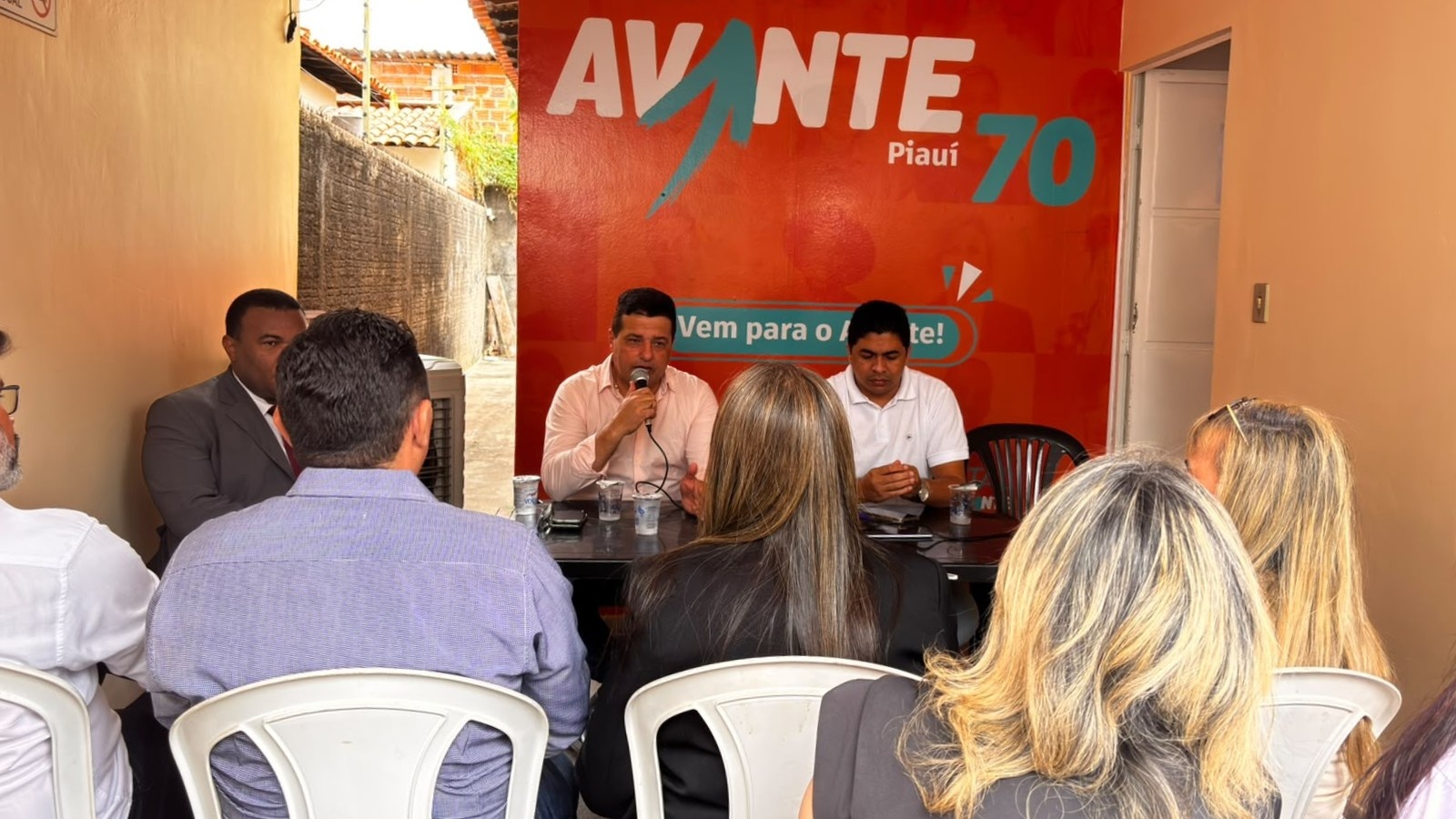 Decisão do TRE-PI Prolonga Incerteza Eleitoral e Destaca Fragilidade Partidária no Piauí