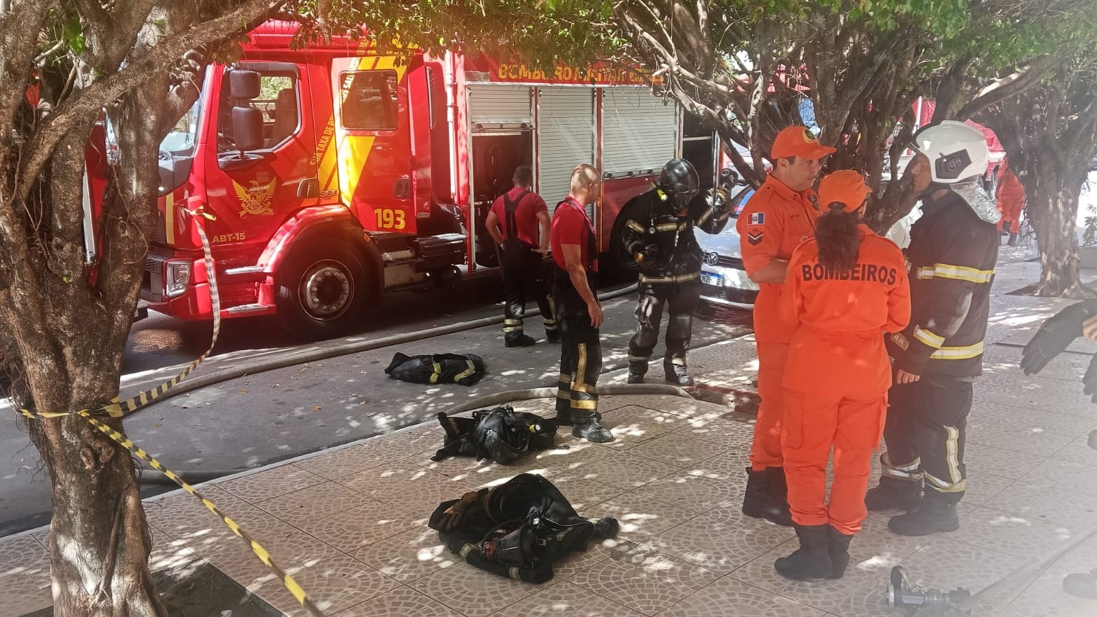 Incêndio Abala Edifício Champs Élysées em Maceió