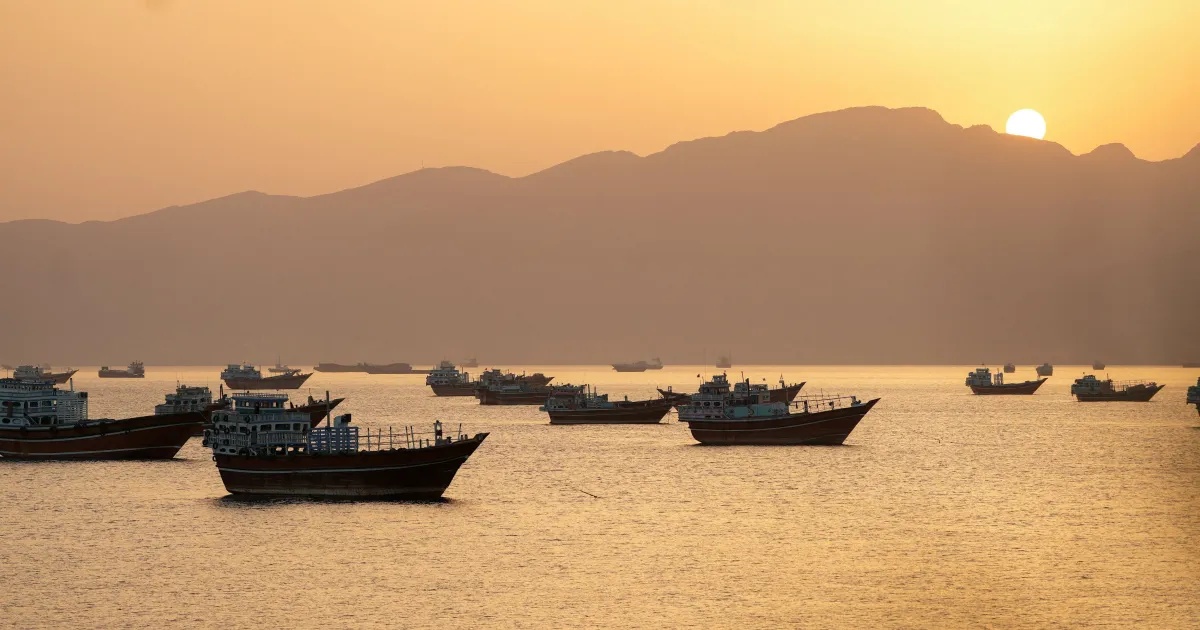 Escalada no Golfo Pérsico: Ataques a Radares e o Futuro da Navegação Internacional