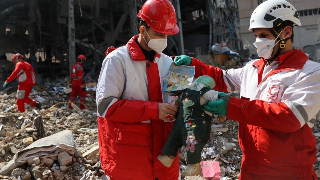 Irã Executa Suposto Espião: A Escalada da Guerra nas Sombras e Seus Ecos Globais