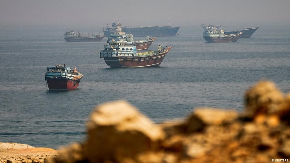 Irã insiste na Reabertura contingente do Canal de Hormuz