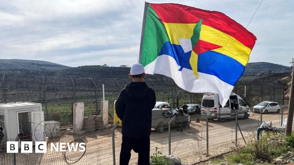 Escalada no Sul da Síria: Ataques Israelenses e a Complexa Teia de Interesses Drusos