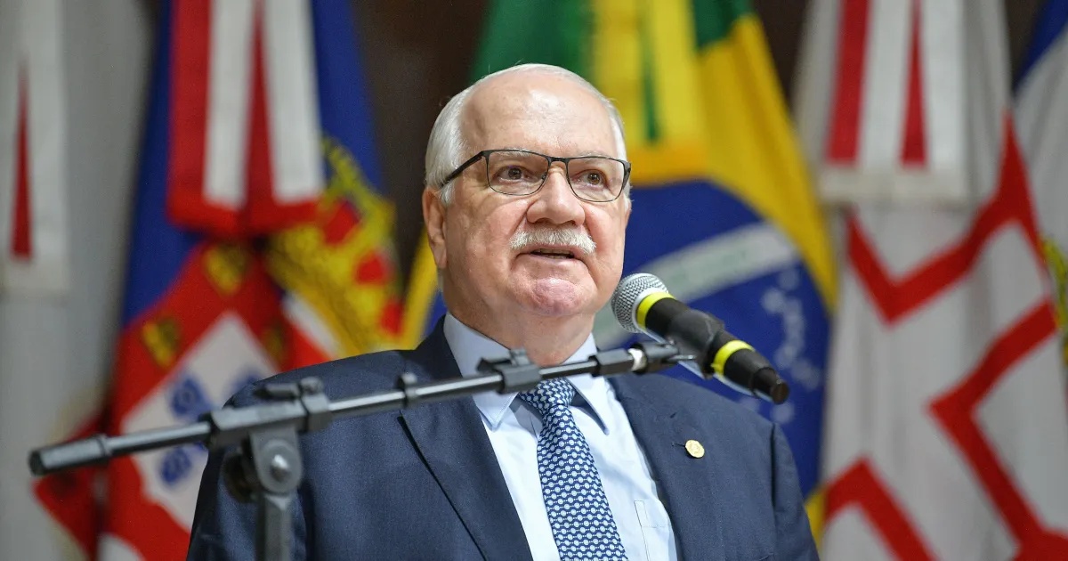 Fachin Reafirma Legalidade Constitucional em Cenário de Tensão no STF