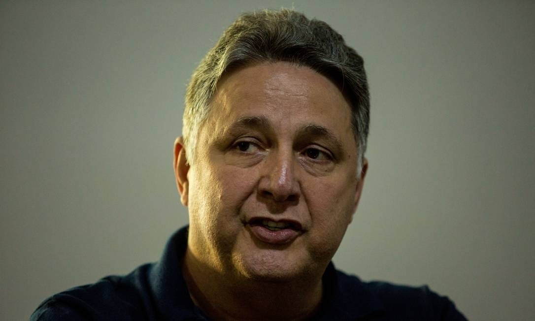 Justiça Confirma Suspensão de Direitos Políticos de Garotinho e Repercussões no Cenário Eleitoral do Rio