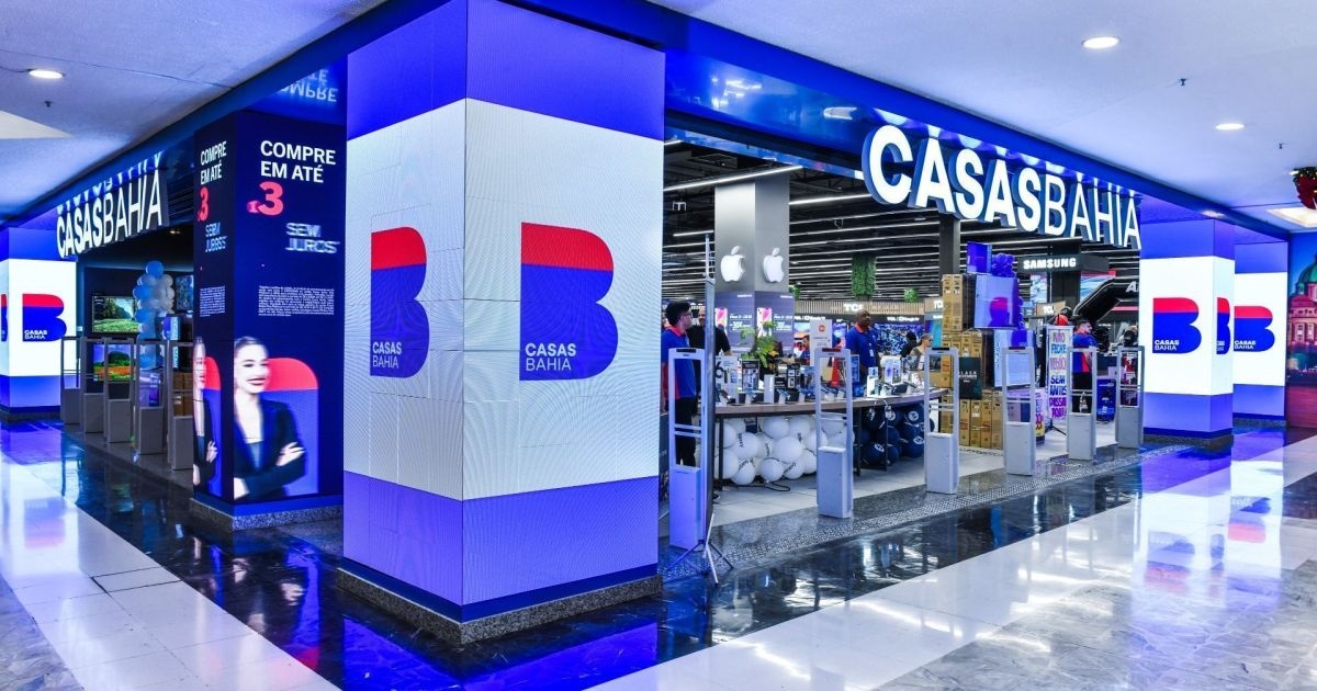 Justiça Suspende Demissões em Massa das Casas Bahia: Um Vislumbre da Crise Estrutural no Varejo Nacional