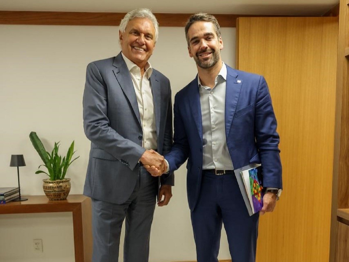 A Pragmatismo da Convergência: A Virada de Eduardo Leite e o Redesenho do Xadrez Político Nacional