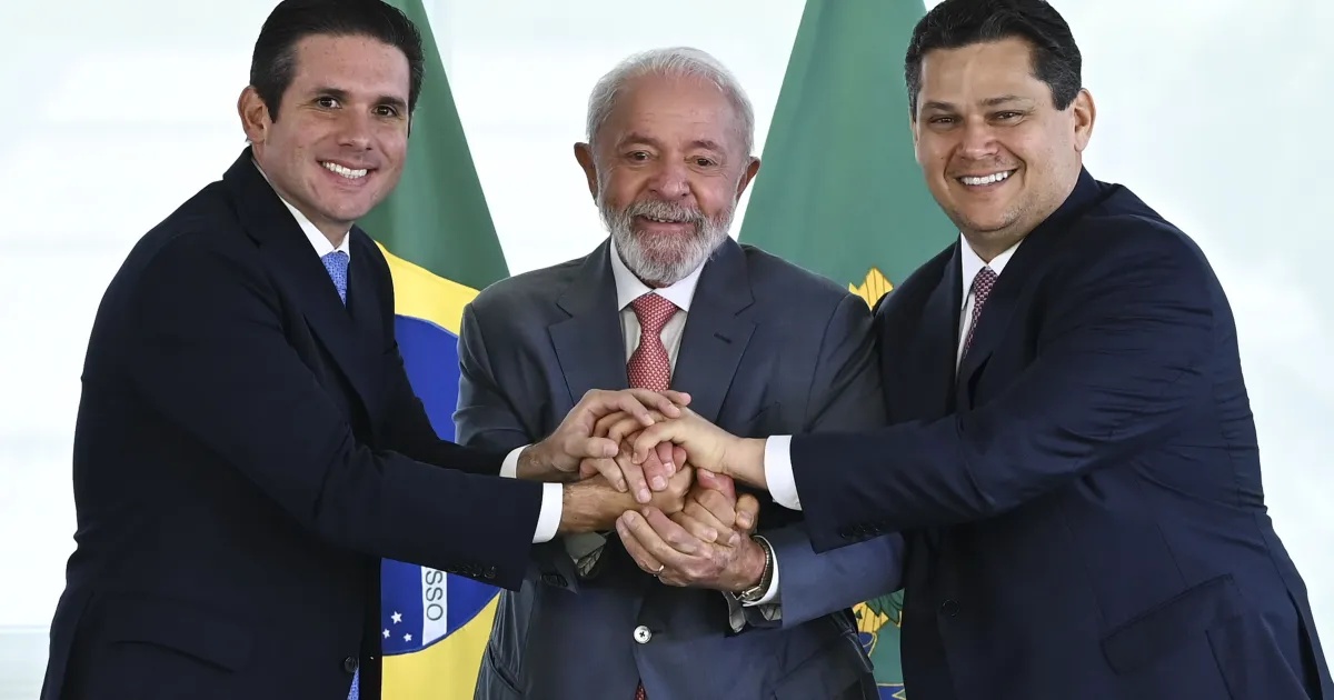 Acordo no Congresso Reacende Debates Chave: O Impacto da 'Taxa das Blusinhas' e Outras Pautas Estratégicas