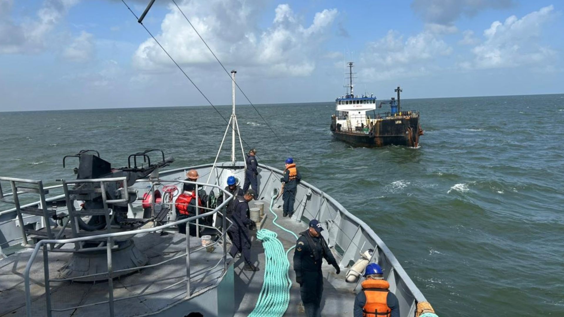 A Odisséia do MV Latifa: Implicações Profundas para a Segurança Marítima e a Economia do Amapá