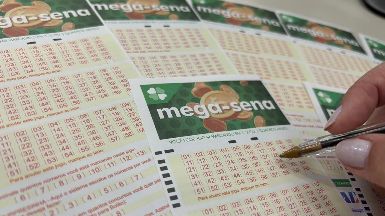 Mega-Sena Sorteia R$ 16 Milhões: A Análise Econômica por Trás do Sonho da Fortuna Instantânea
