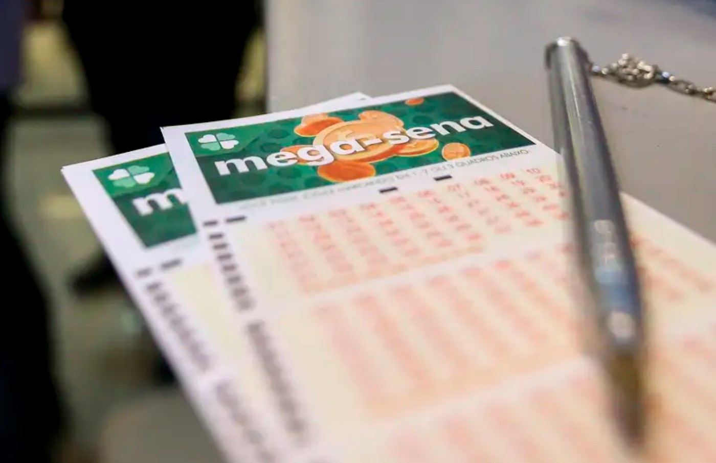 Além dos Prêmios: A Quina da Mega-Sena e o Cenário Econômico do Paraná