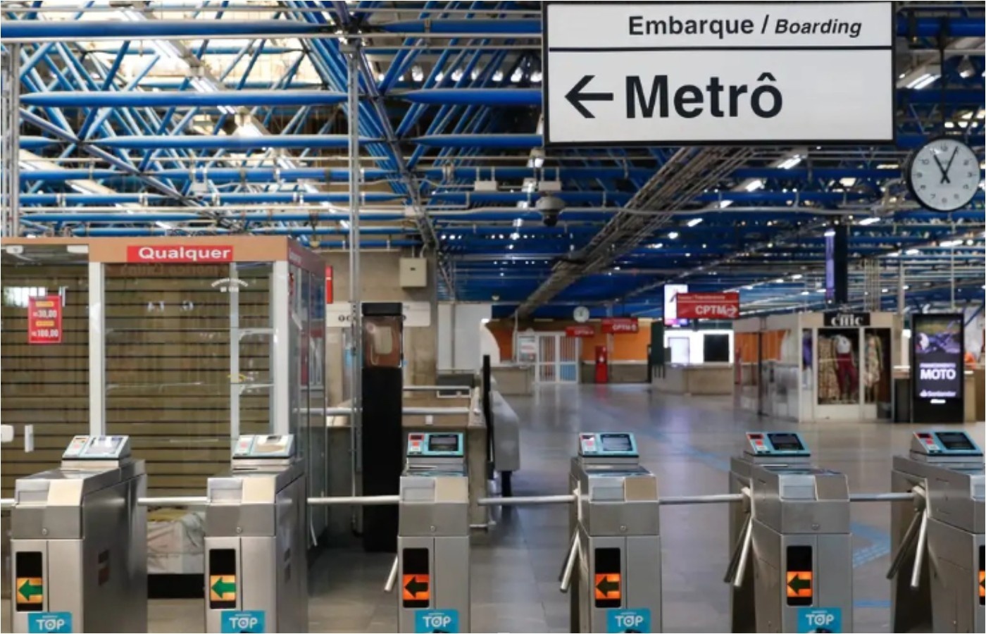 Metrô de SP encerra uso de bilhetes magnéticos após mais de 50 anos de Serviço