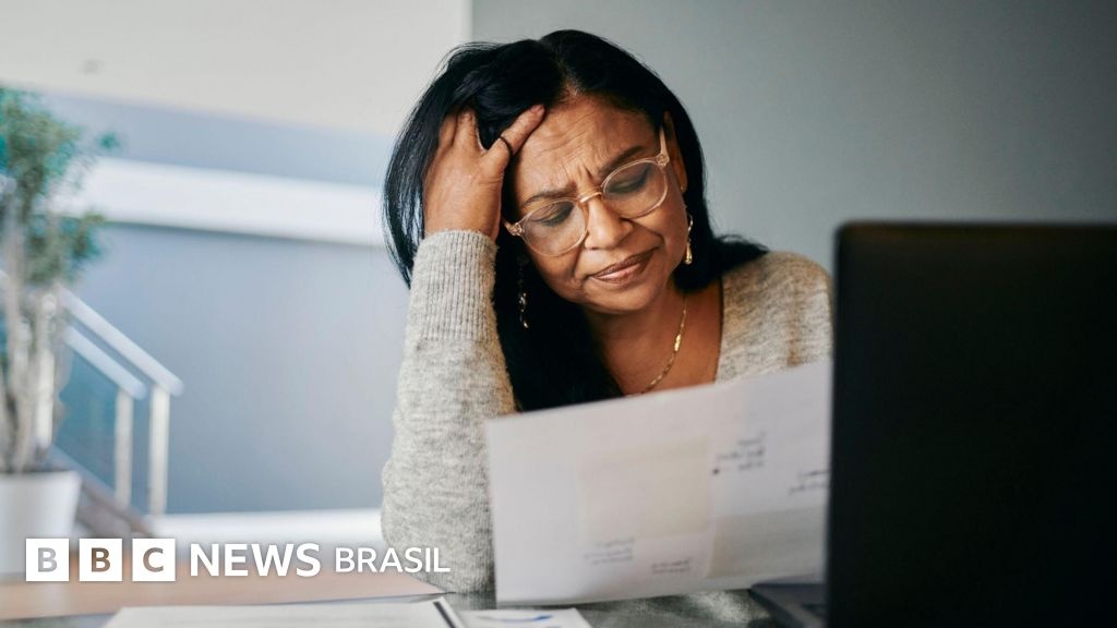 A Escalada do Endividamento no Brasil: Crise Sistêmica ou Armadilha Individual?