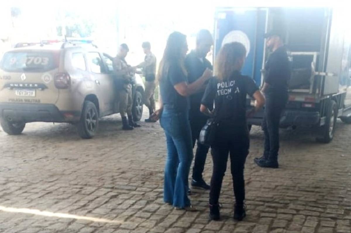 A Brutalidade Contra Moradores de Rua em Teixeira de Freitas: Um Espelho da Crise Social e da Segurança Regional