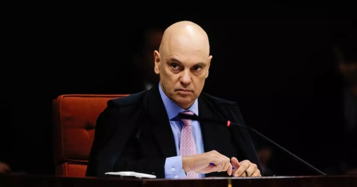 Decisão do STF Redefine Limites da Comunicação Política em Regime de Detenção Domiciliar