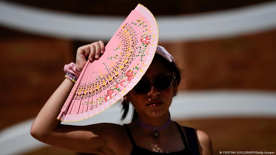 Onda de Calor e Mortalidade Feminina: Desvendando o Fator Social por Trás das Estatísticas