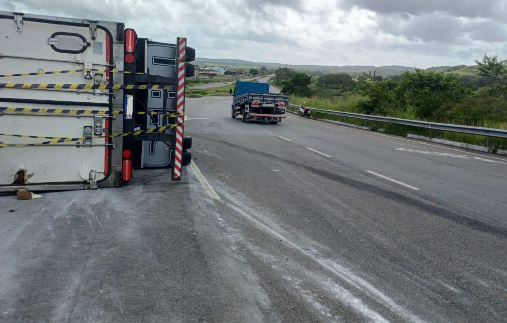 Tombamento na BR-101 em Sergipe: Além do Acidente, os Reflexos na Logística e Segurança Viária Regional