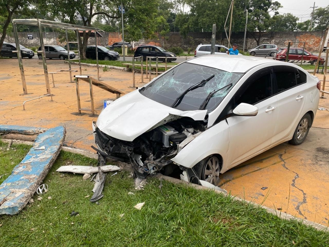 Acidente em Volta Redonda Revela Desafios Urgentes da Segurança Viária Brasileira