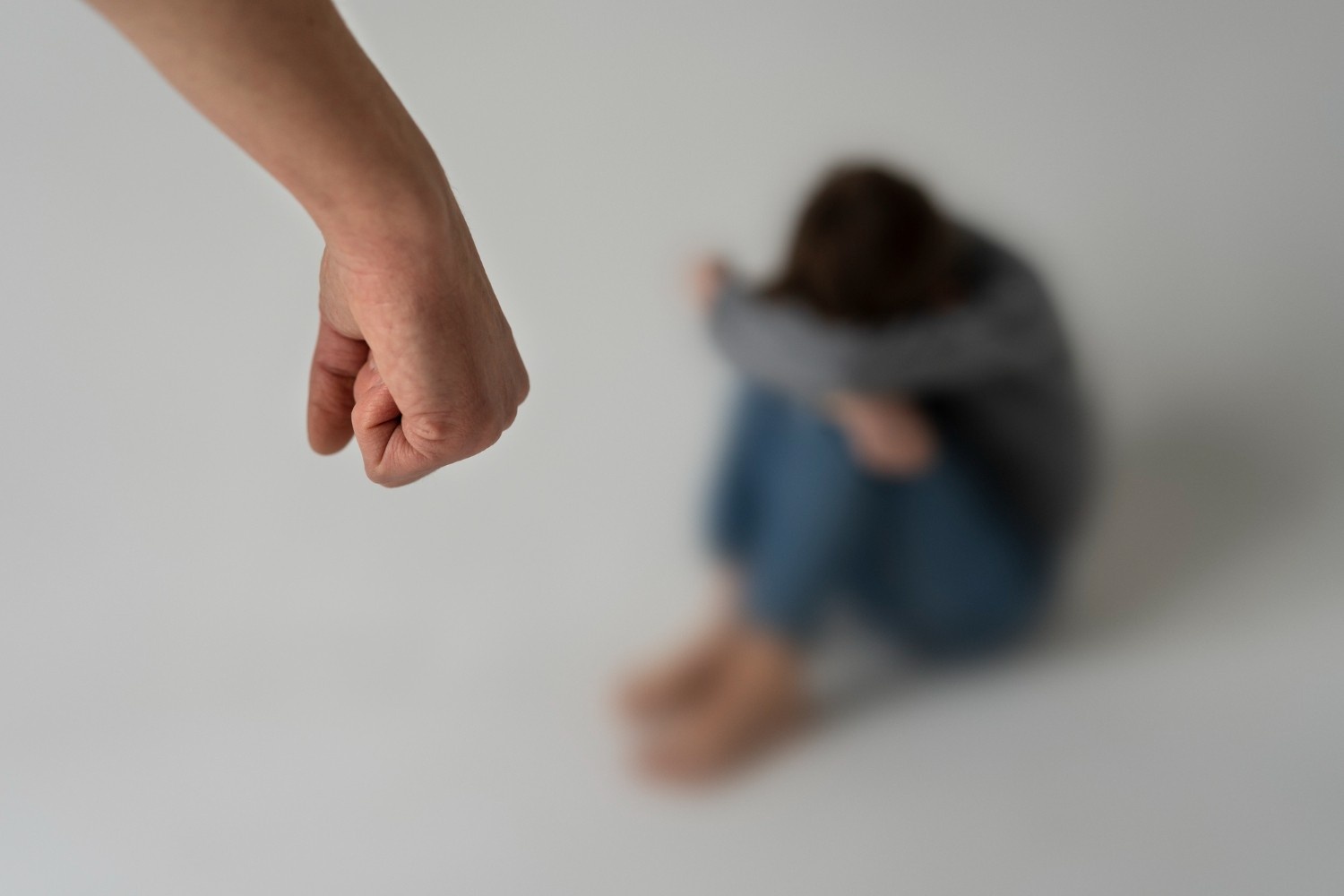 Porto Velho: Agressão Infantil e o Preço da Evasão Escolar Silenciosa na Amazônia