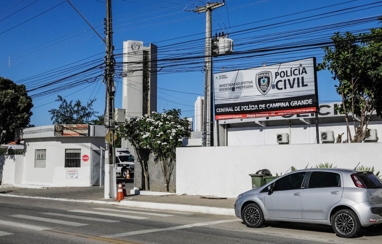 Suspeita admitiu crise de ciúmes em Acusa criminoso