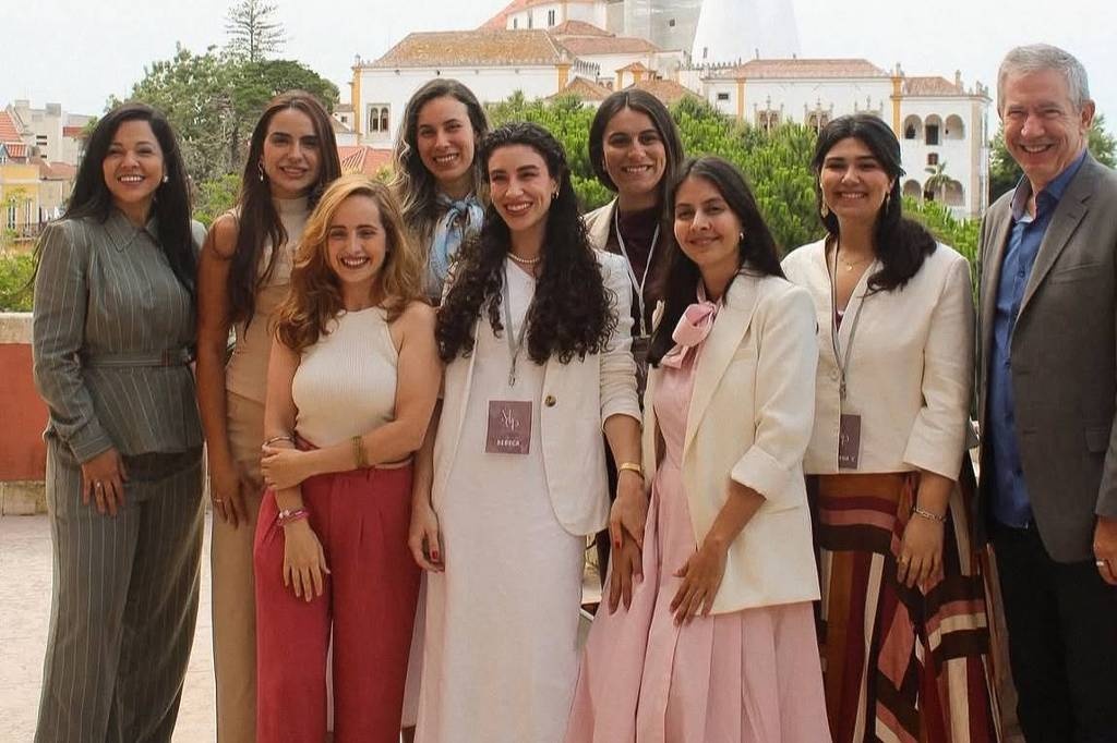 Avanço da Direita Conservadora em Portugal: Como Mulheres e a Agenda Evangélica Moldam o Futuro Político Europeu