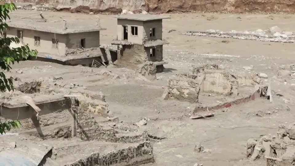 Himalaia em Alerta Máximo: A Ameaça Glacial que Redesenha o Futuro do Nepal