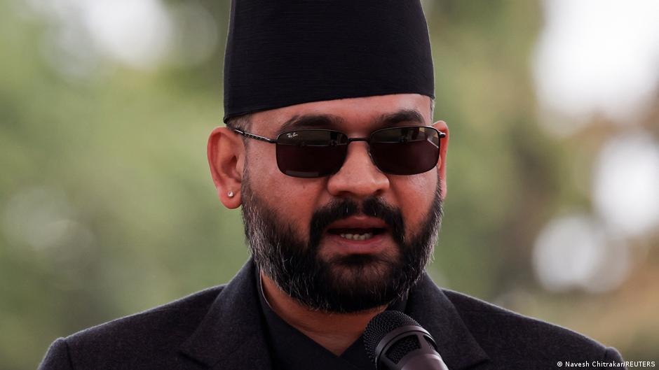 Nepal: Um Jovem Líder e o Intrigante Jogo Geopolítico do Himalaia