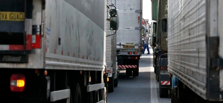 Atualização da Tabela de Frete da ANTT: Como o Gatilho do Diesel Redefine a Logística Nacional