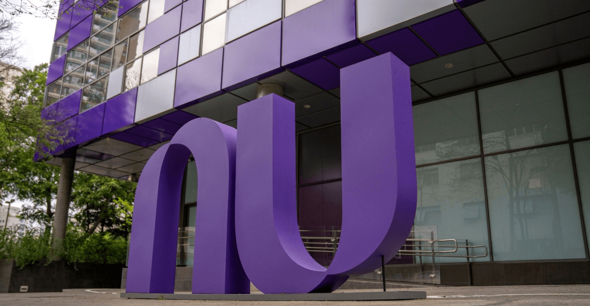 Nubank Adquire Licença Bancária do Banco Porto Real: Uma Jogada Estratégica Além da Conformidade