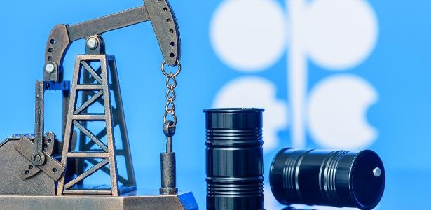 Decisão da Opep+ de Aumentar Produção Desafia Volatilidade Geopolítica no Petróleo