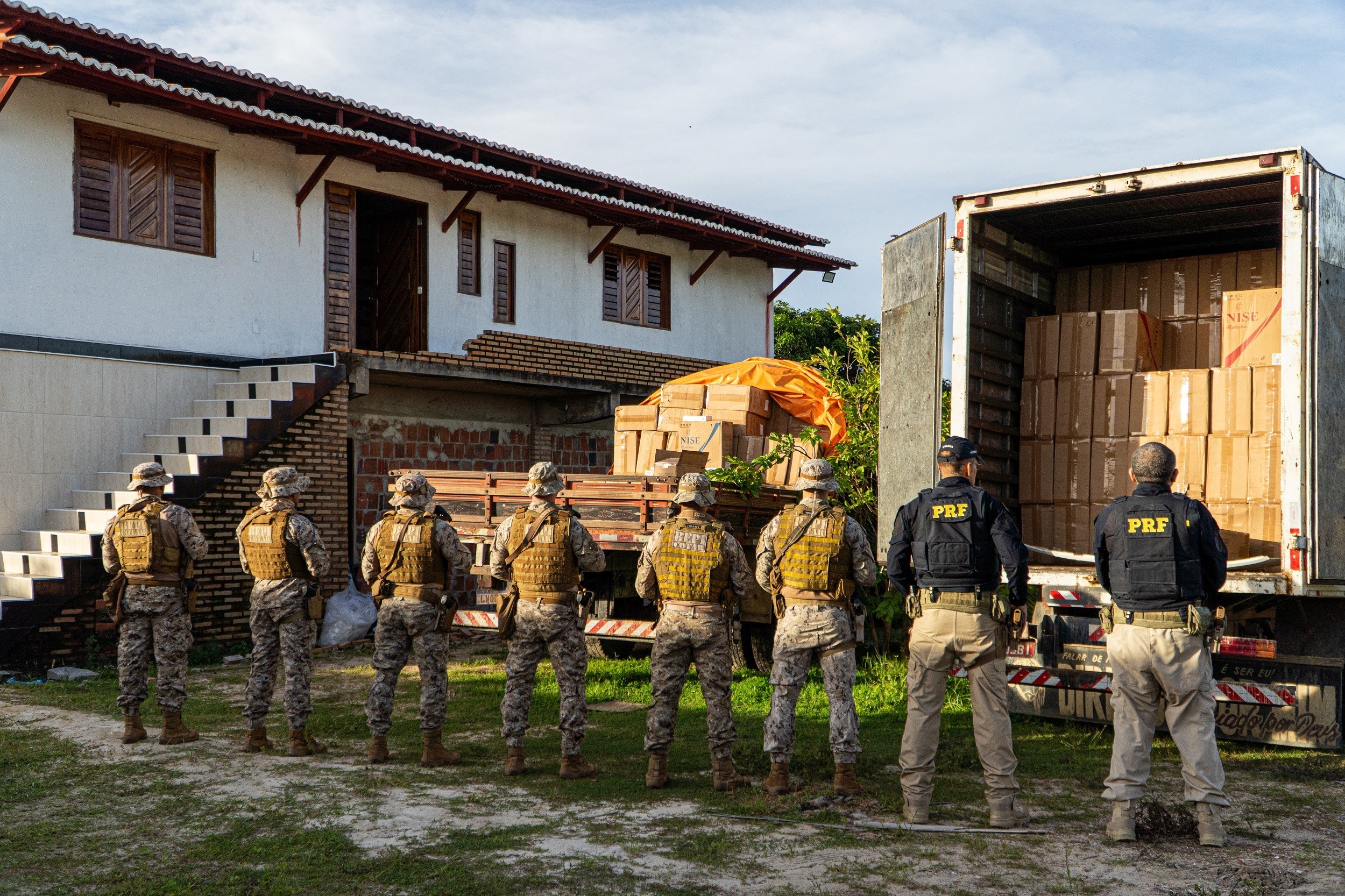 Desmantelamento de Cadeia Bilionária de Cigarros Clandestinos no Ceará: Mais de R$ 9 Milhões Apreendidos