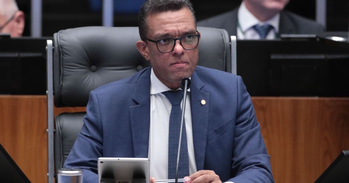 Crescimento Patrimonial de Deputado Federal Desperta Debate sobre Transparência Política