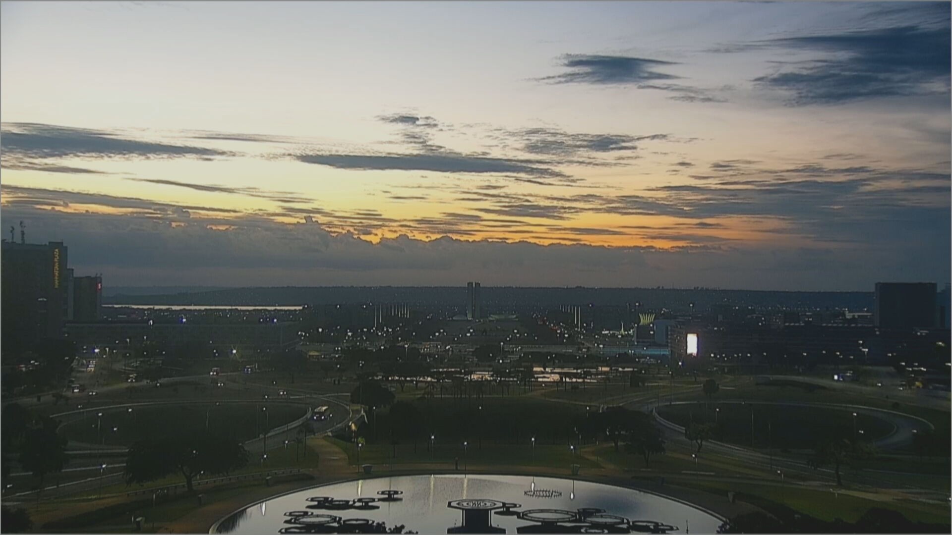 Outono no Distrito Federal: Além da Virada Climática, um Alerta Estratégico para a Resiliência Hídrica e Social