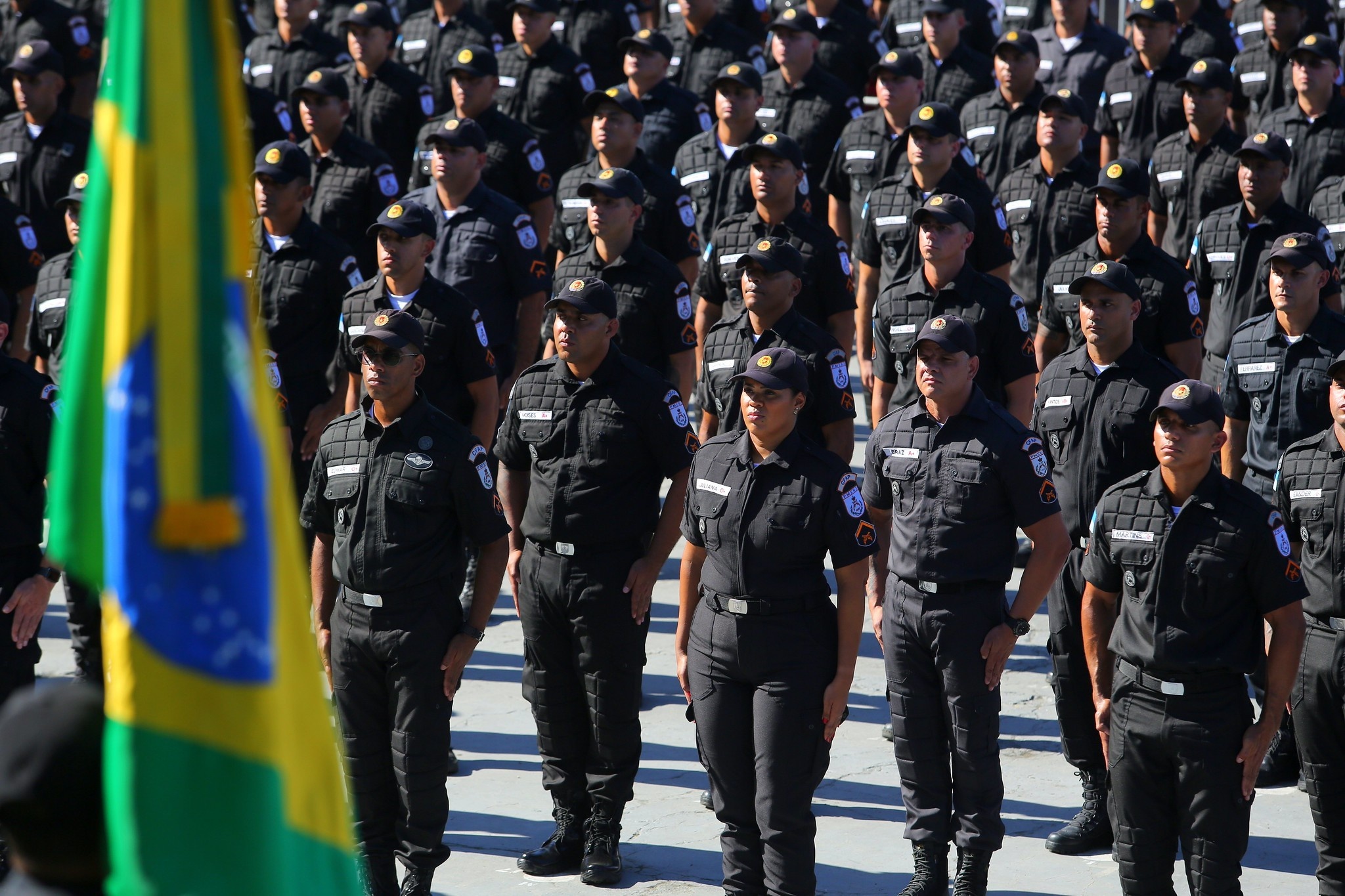 Bônus por Performance Policial: O "Porquê" da Redução de Crimes no Rio e as Lições para o Brasil