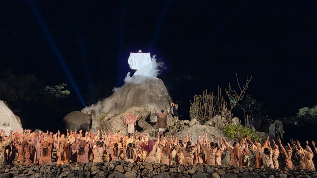 Nova Jerusalém Redefine a Paixão de Cristo com Ascensão Inédita e Impulso Regional